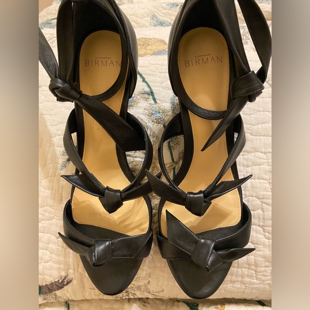 Alexandre Birman Black Leather Sandals